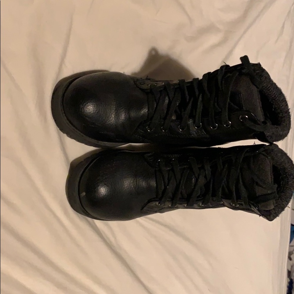 Heeled black booties